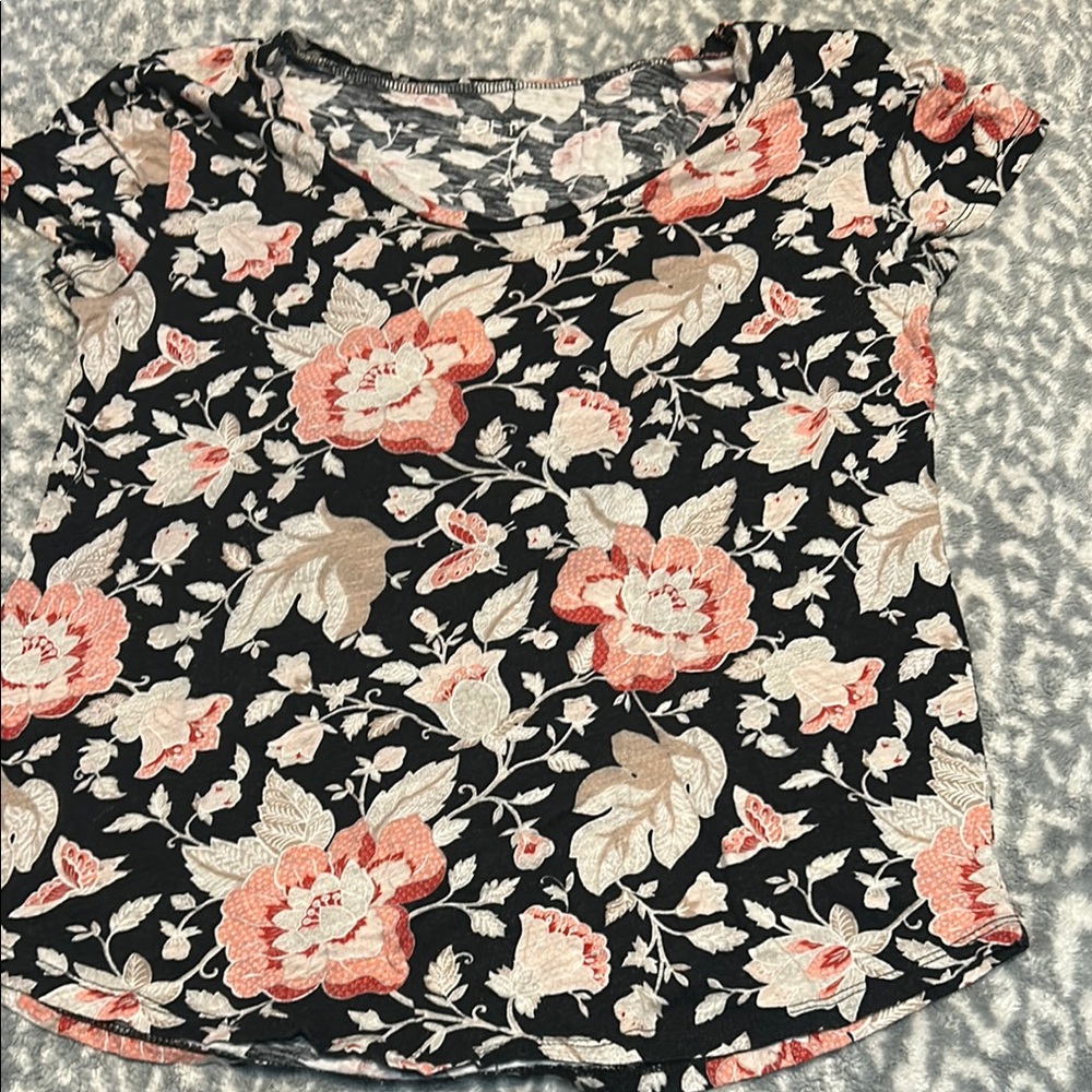 Pre-Loved: Floral Black and Pink Women's Top